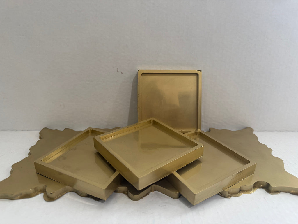 Midess Touch Gold Resin Tray and Coaster Set