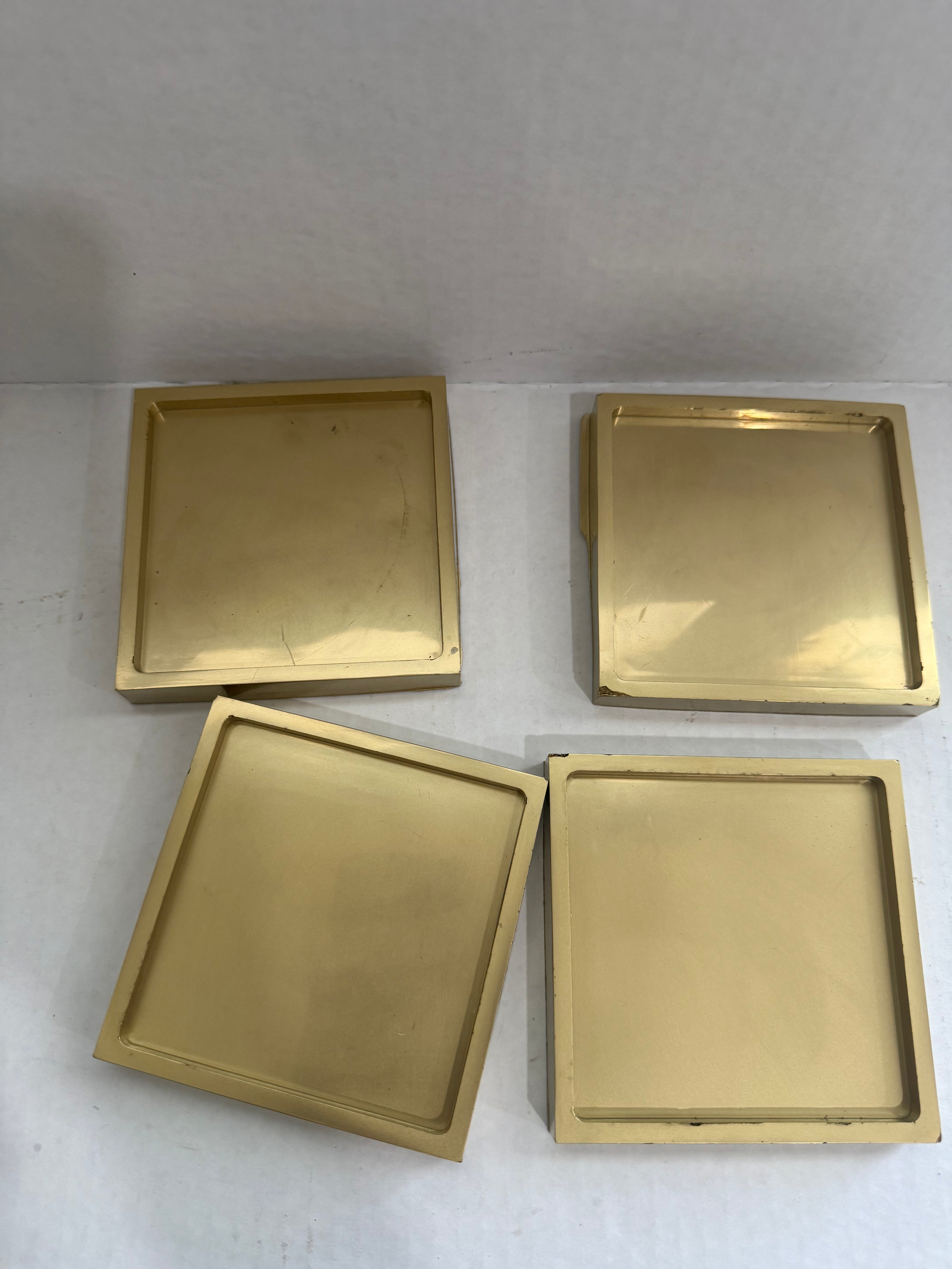 Misdess Touch Gold Resin Tray and Coaster Set